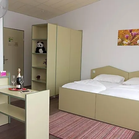 Hotel Winrooms 